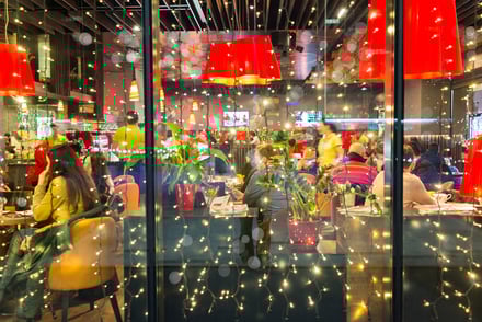 Sustainable Eating Out: Top Tips for Eco-Friendly Dining and Reducing Food Waste
